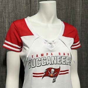 NWOT Women’s NFL Tampa Bay Buccaneers Lace Neck Jersey Shirt Small